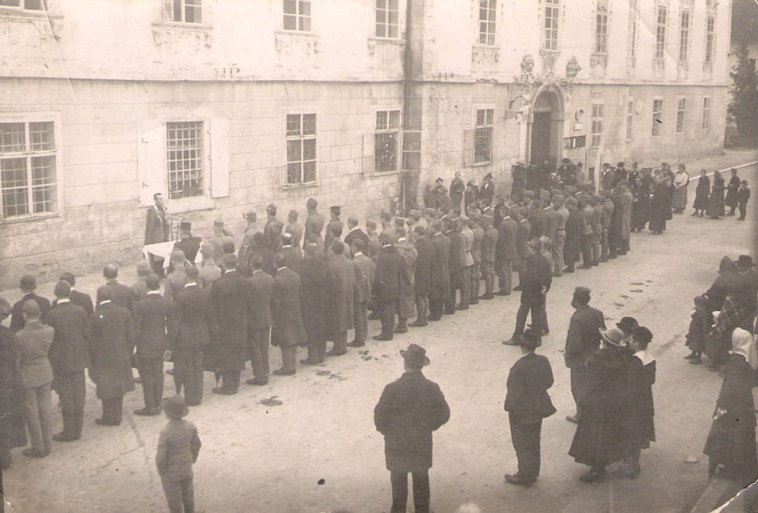 s1) Prisega novi državi, 1. dec. 1918 (arhiv Lenka Lapuh)