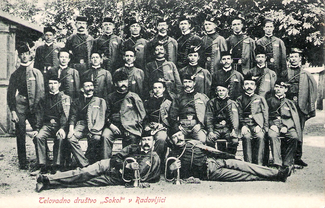 p3) Skupina članov ob ustanovitvi, 1908 (arhiv Čebulj-Sartori)