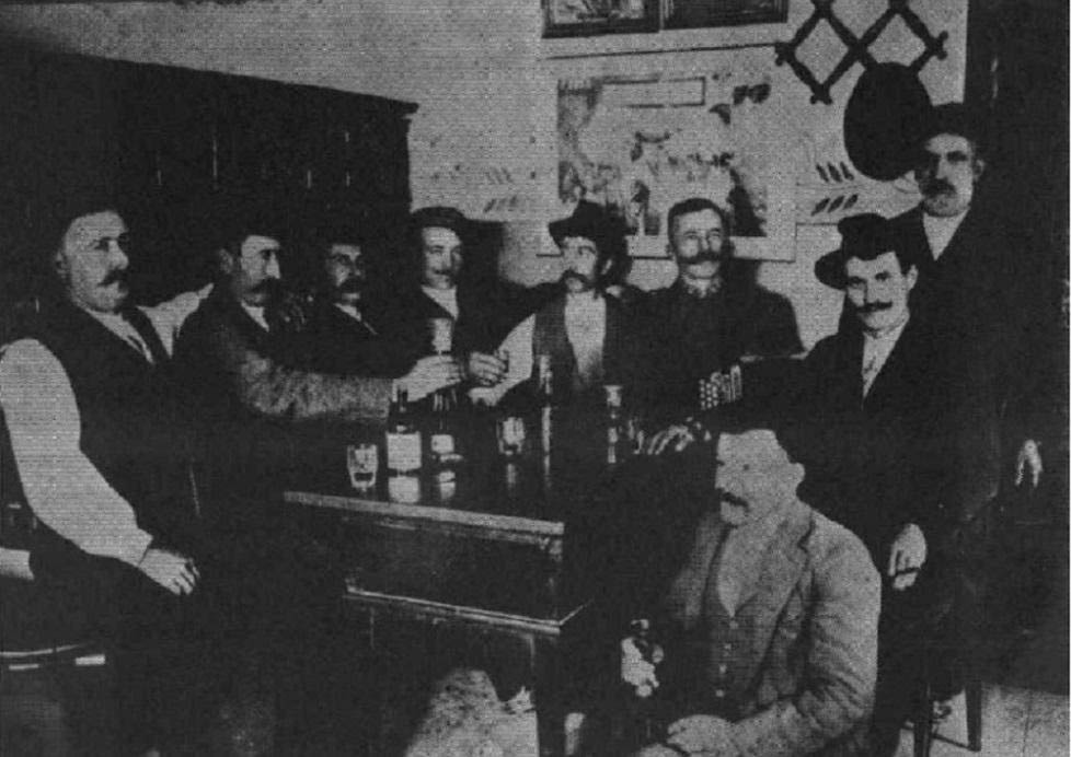 V gostilni Žan, ok. 1905