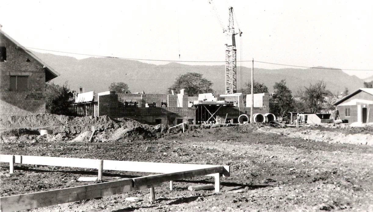Gradnja Mizarstva Radovljica (MI-RA), 1976